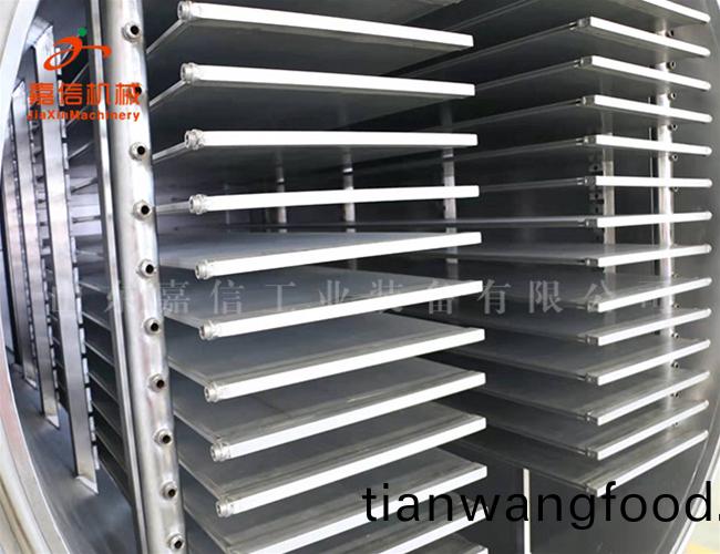 大型(xing)海(hai)蓡凍(dong)榦機(jī)(ji)